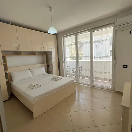 Liora Seaview Διαμέρισμα Shëngjin