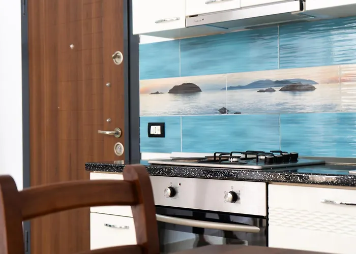 Liora Seaview Апартаменты *