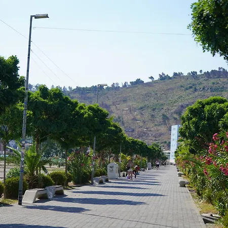 Liora Seaview Apartment