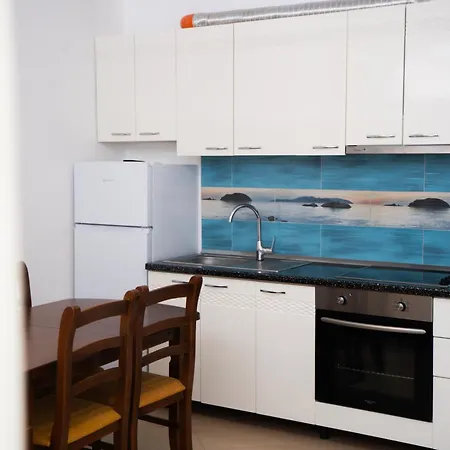 Liora Seaview Shëngjin