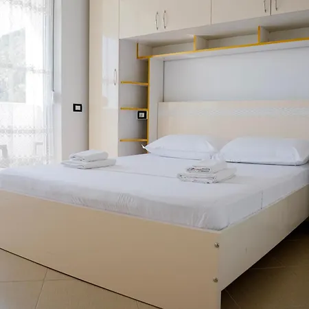 Liora Seaview Apartment